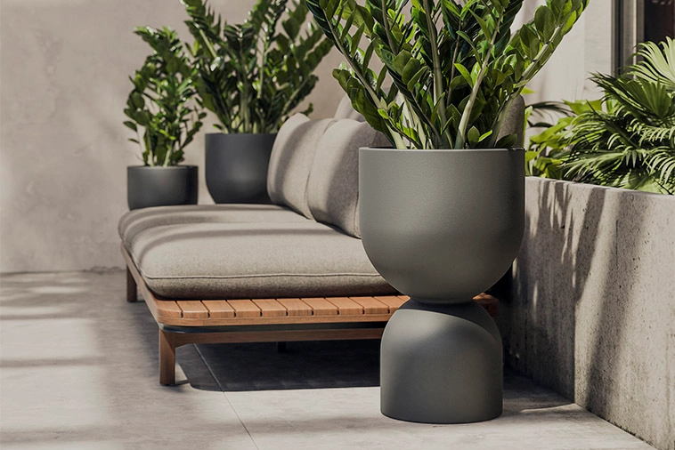 Donice Kielichy antracytowe do ogrodu Monumo